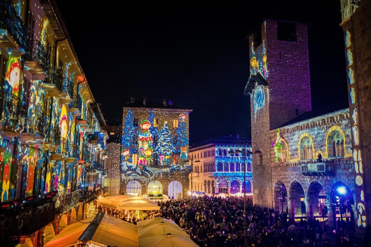 コモLa Finestra Sul Duomo - The House Of Travelersアパートメント エクステリア 写真