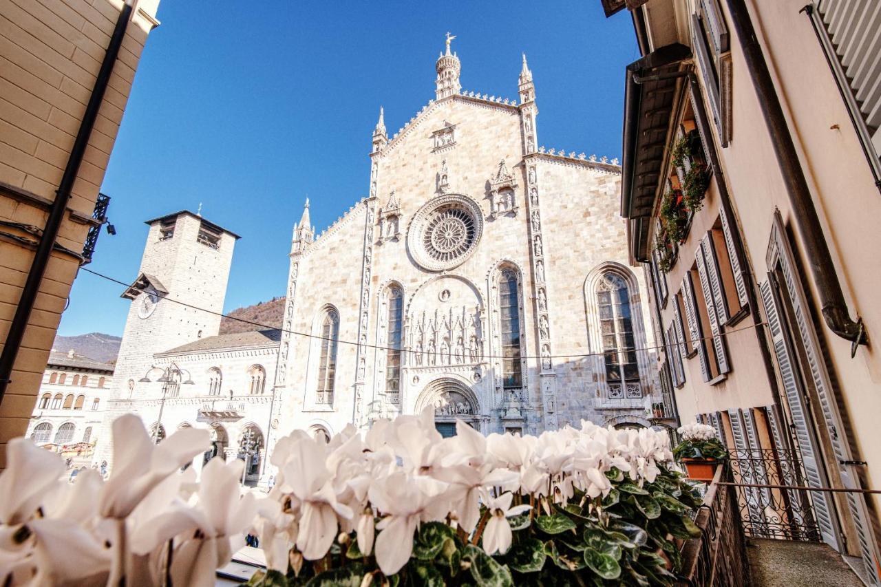 コモLa Finestra Sul Duomo - The House Of Travelersアパートメント エクステリア 写真