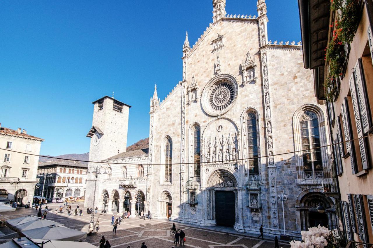 コモLa Finestra Sul Duomo - The House Of Travelersアパートメント エクステリア 写真